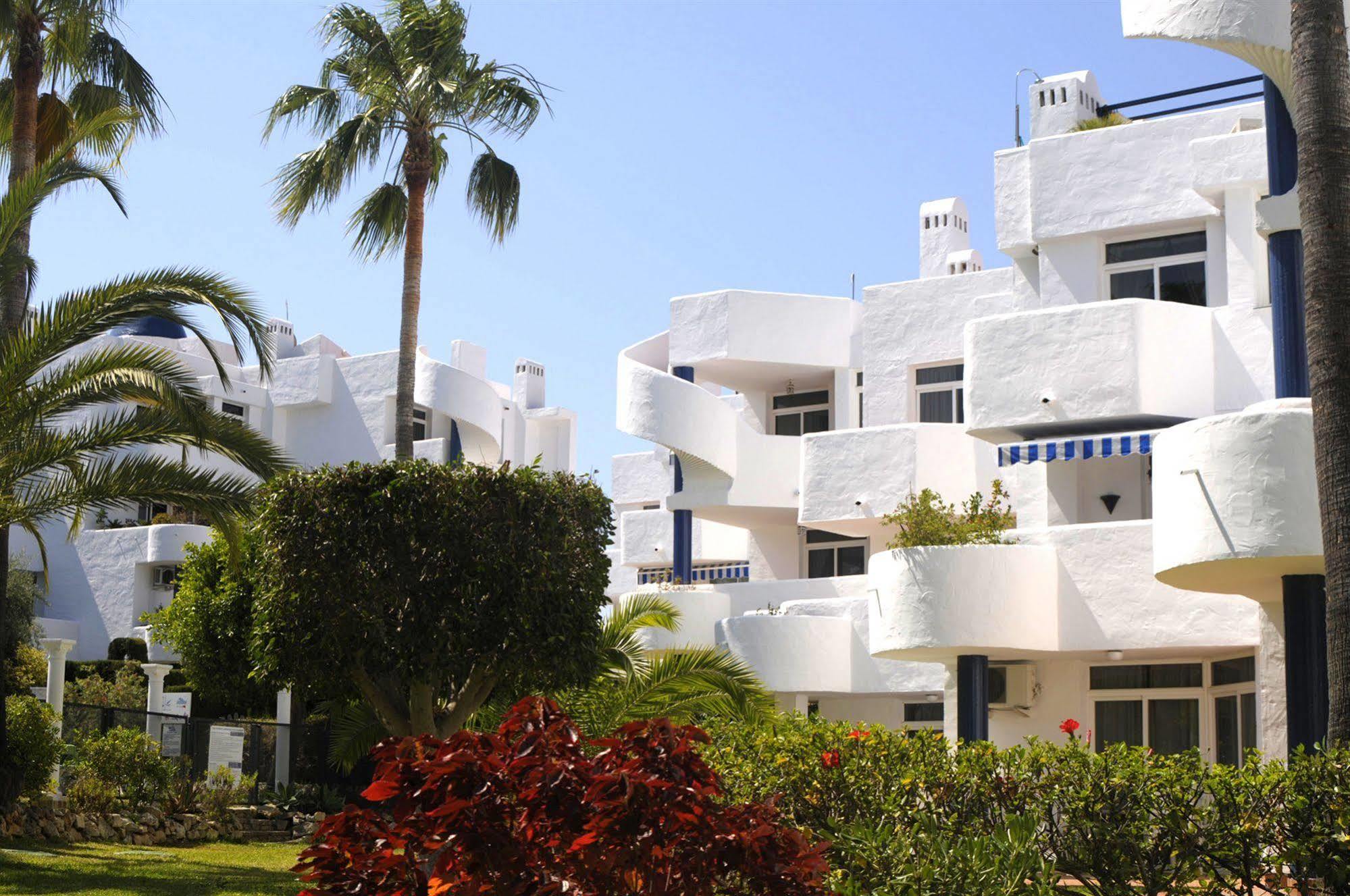 Ona Campanario Aparthotel 3*